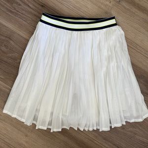 Wilson Limitless White Pleated Tennis Skirt